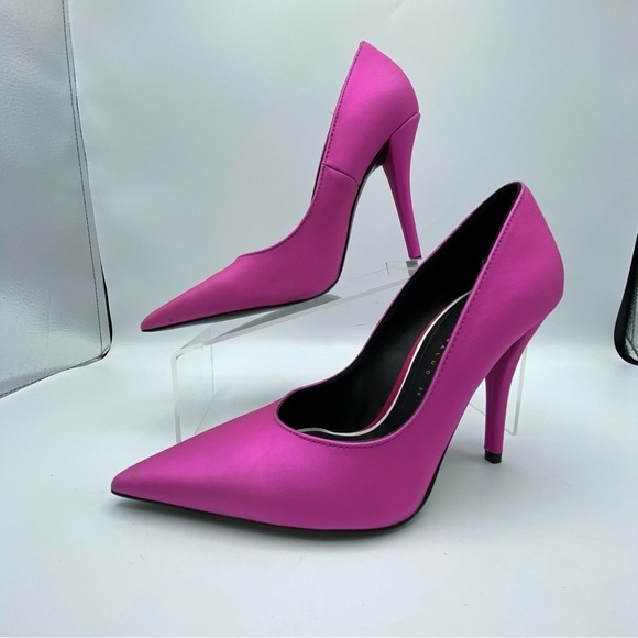 NWT. Zara Sparkly Pink Heeled Pumps. Size 6,5. - Picture 3 of 10